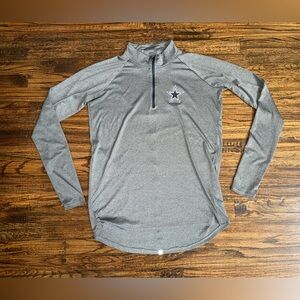 Dallas Cowboys 1/4 Zip Raglan Pullover Slim Fit Activewear Heather Grey Size L